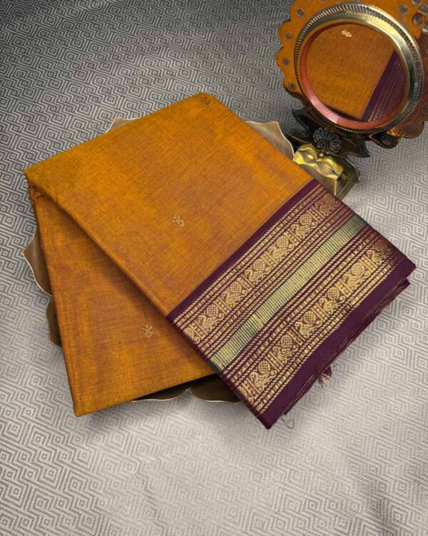 Saree 35 - Image 4