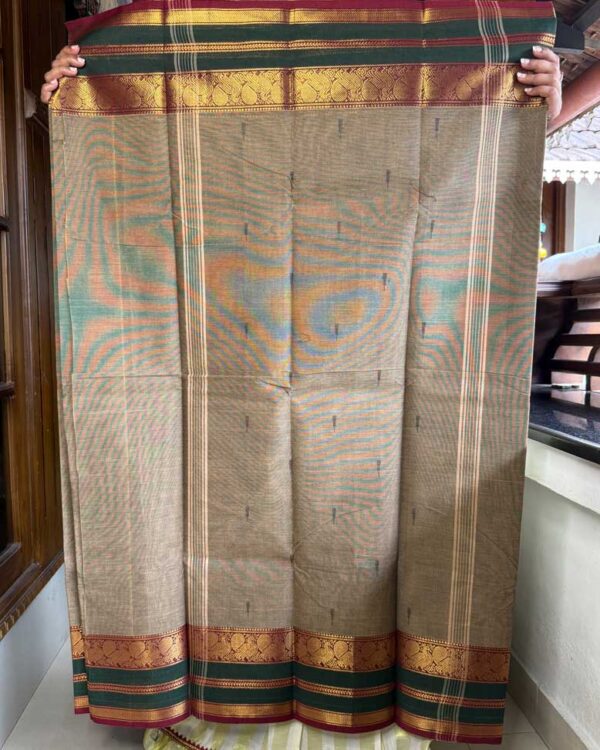 Saree 25 - Image 2