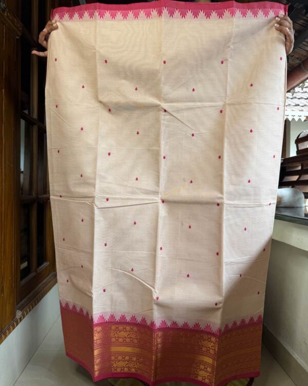 Saree 29 - Image 5